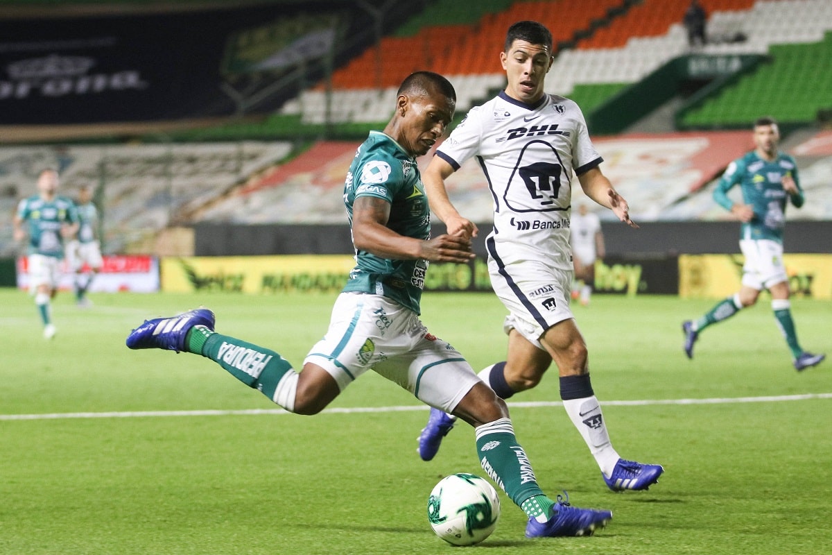 Leon vs Pumas