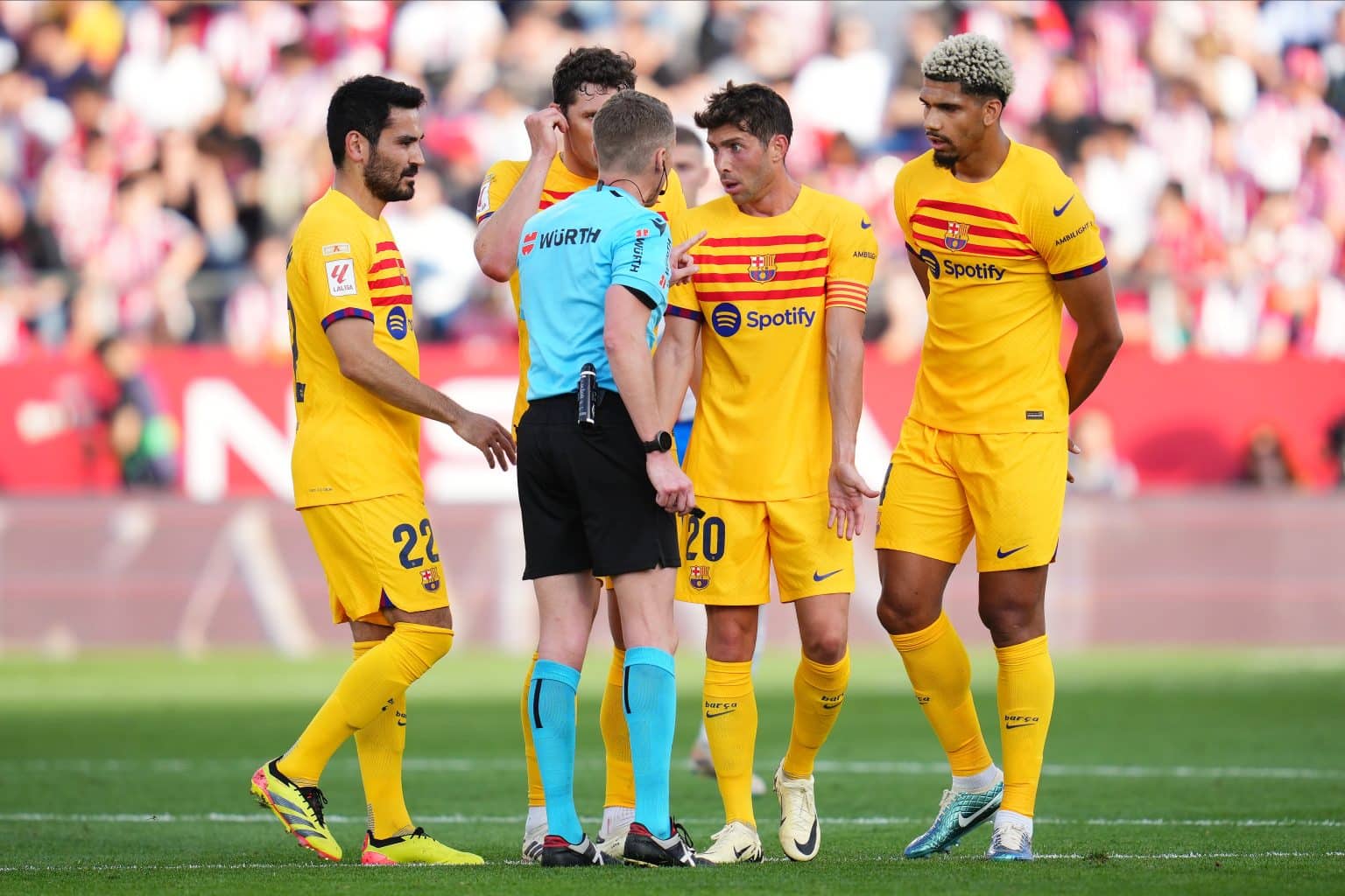 Manchester City : un joueur du Barça fait une promesse !