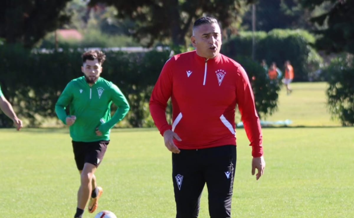 Decisión clave: García tomó una iniciativa inédita en Santiago Wanderers
