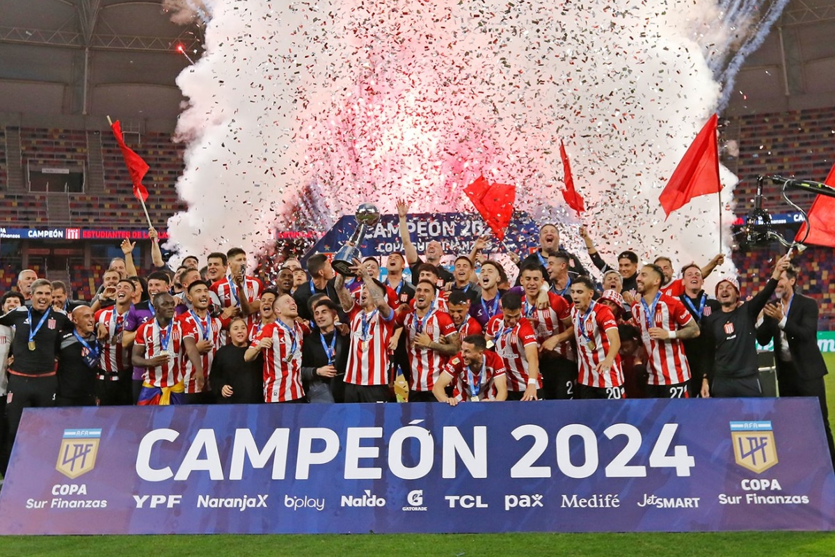 Estudiantes, campeón de la Copa de la Liga 2024