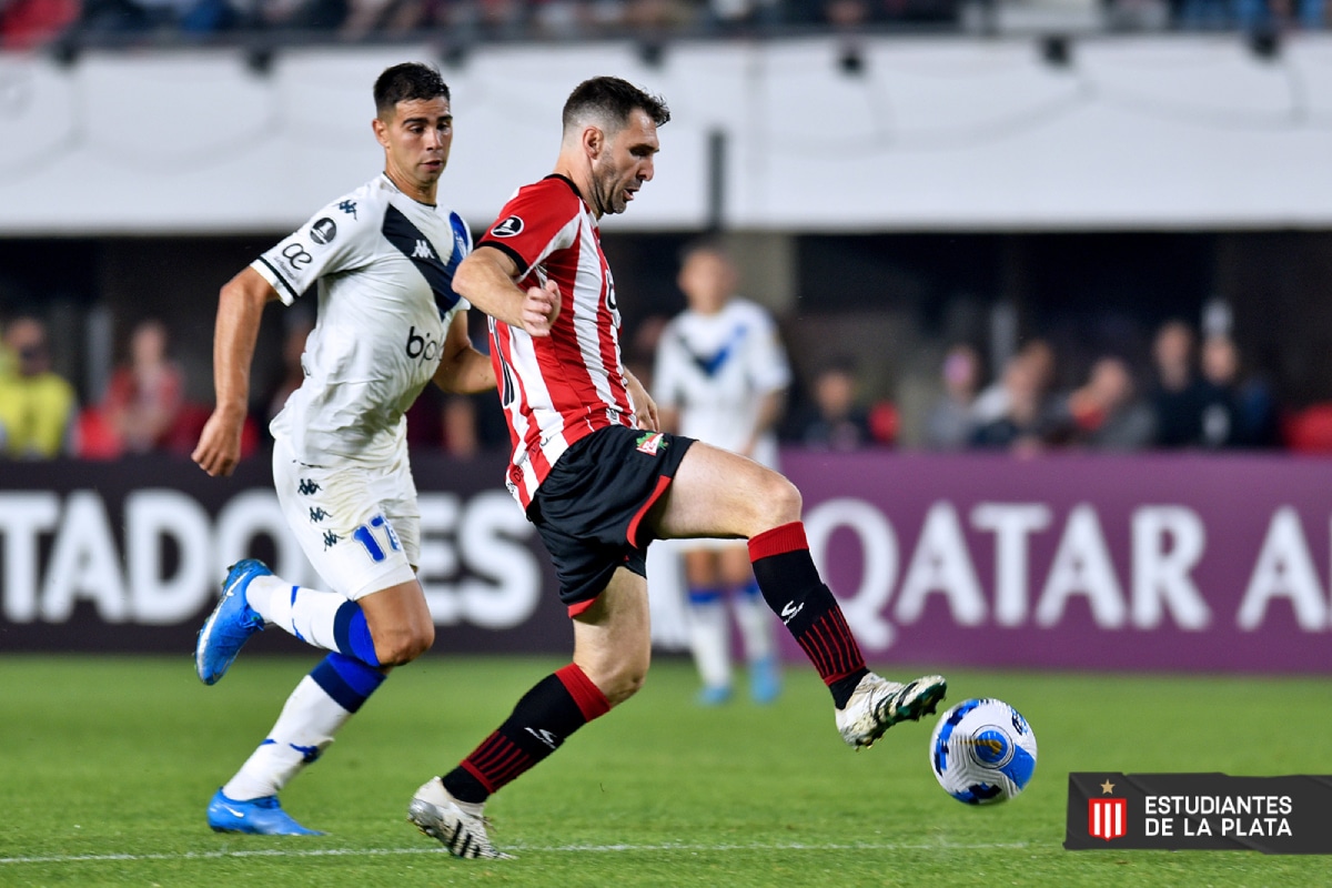 Vélez-Estudiantes, un duelo con mucha historia