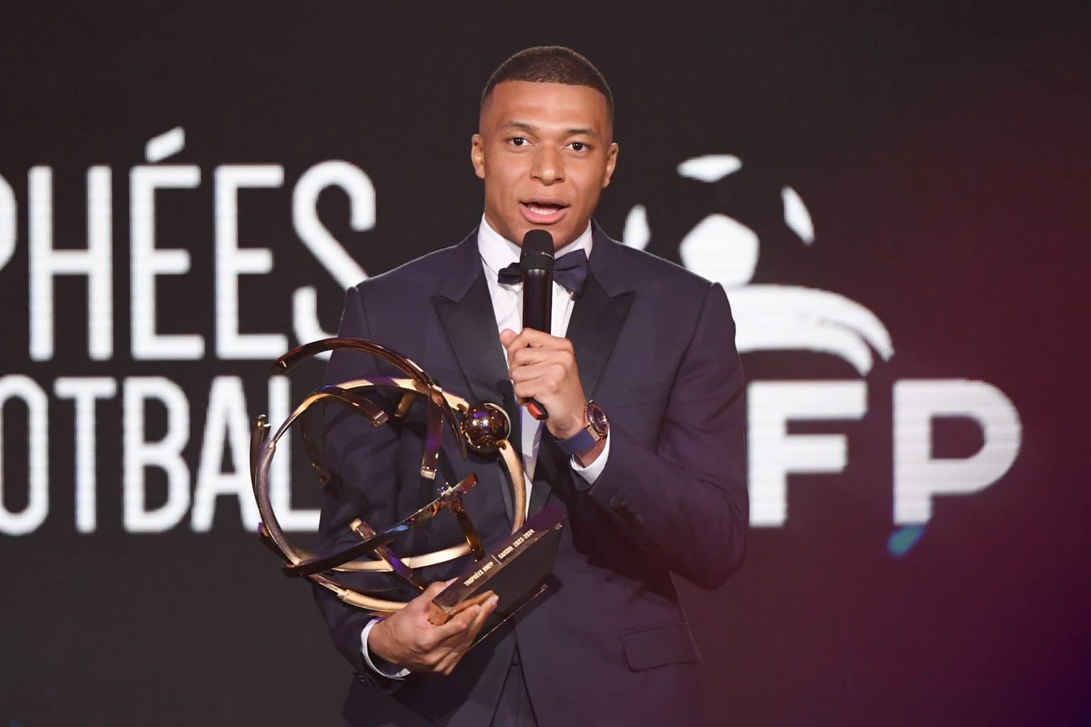 Real Madrid : Endrick cash sur la concurrence avec Mbappé !