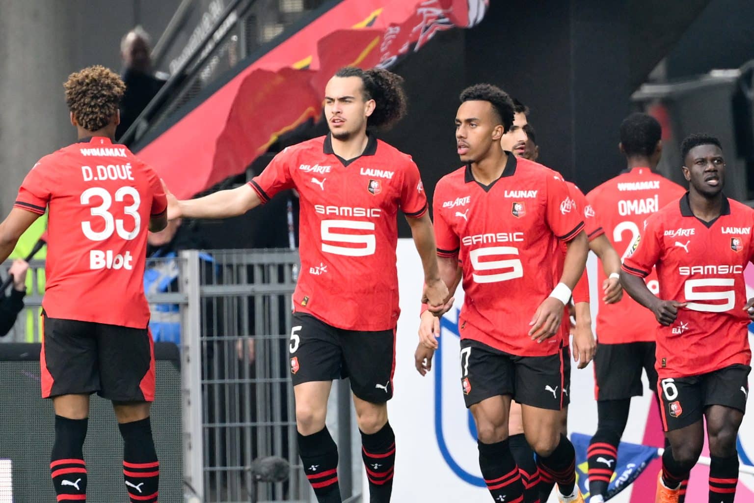 Mercato - Rennes : le remplaçant de Theate trouvé au Barça !
