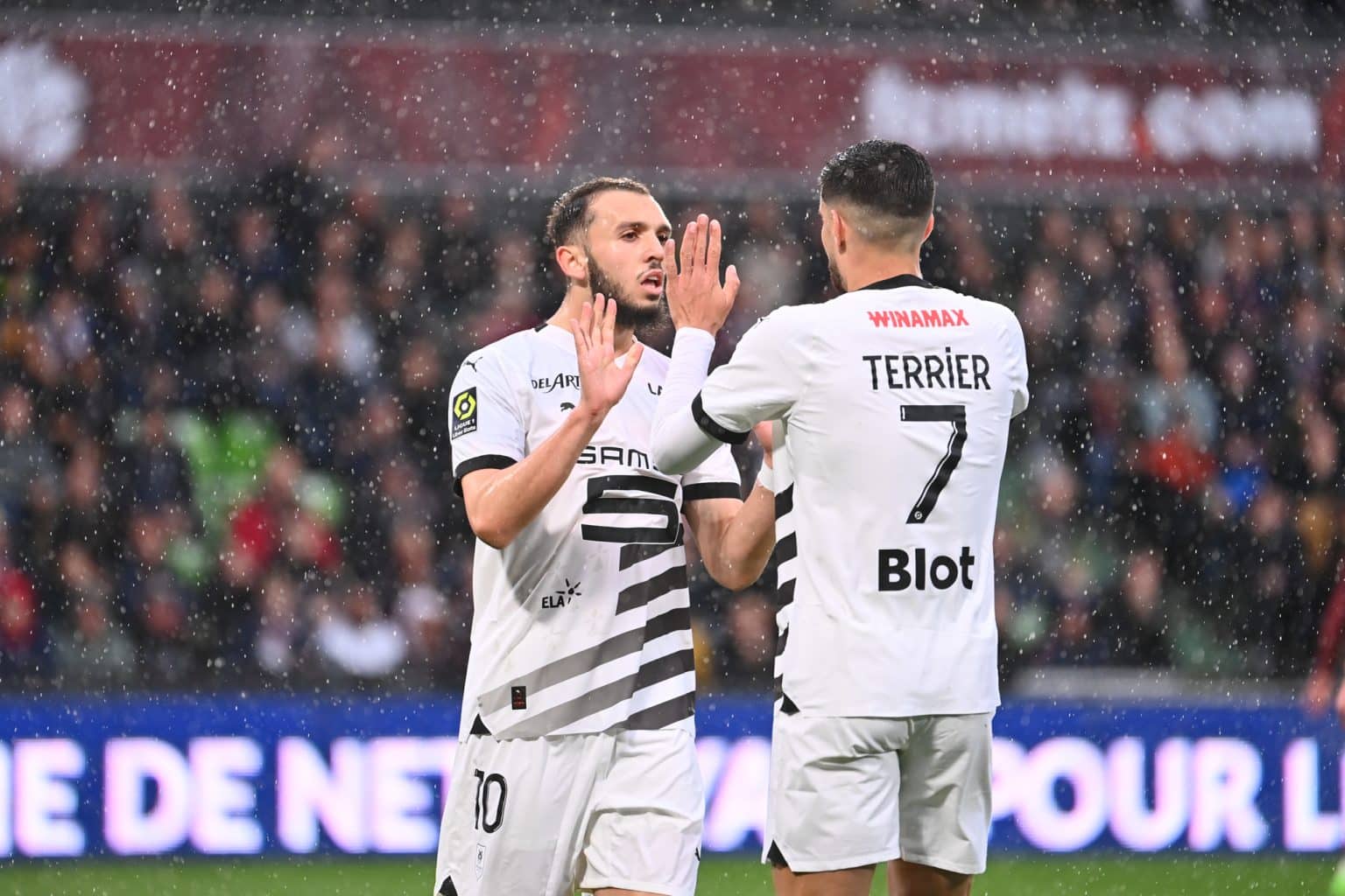 Leverkusen : Xabi Alonso sous le charme d’un attaquant de Rennes !