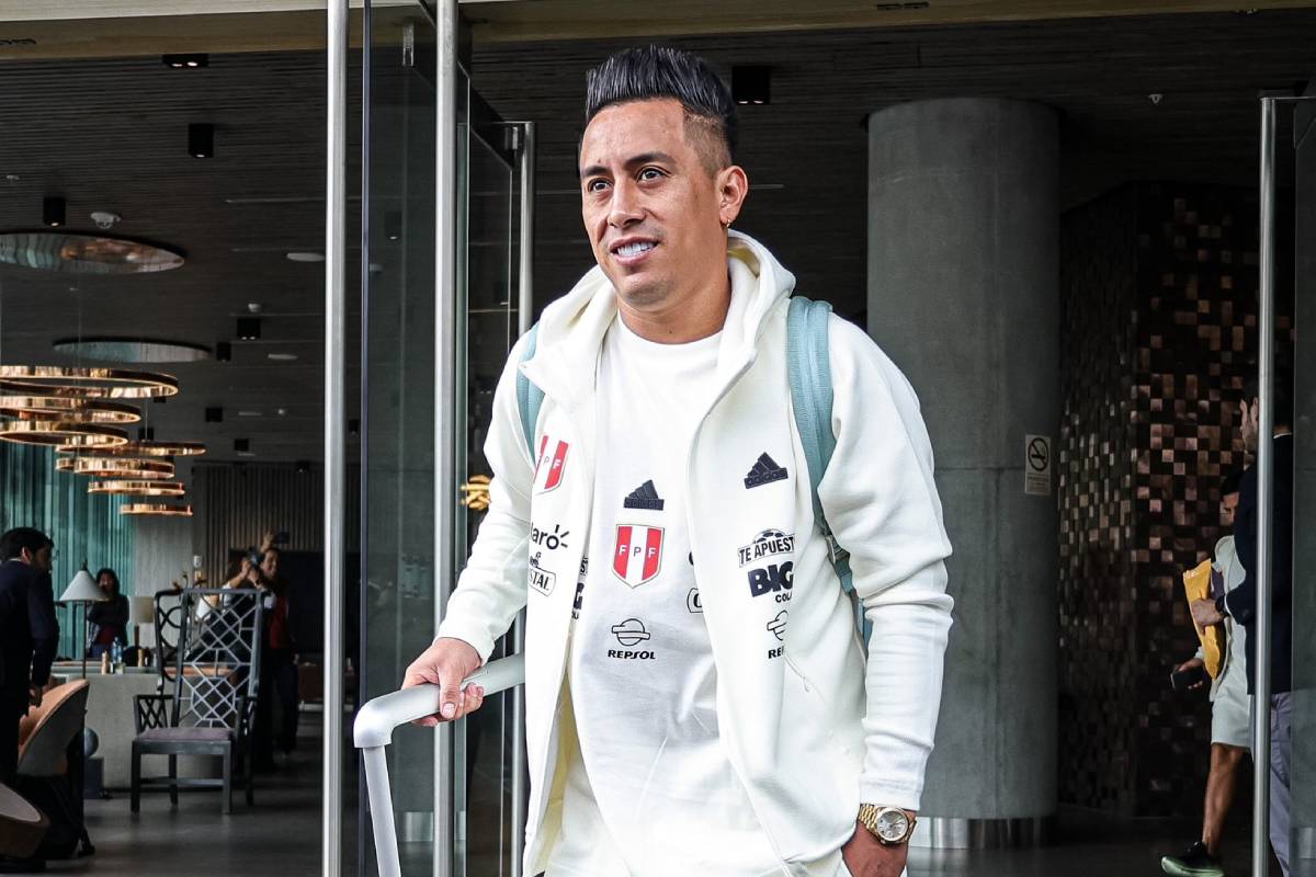 Christian Cueva viajó junto al equipo a Estados Unidos