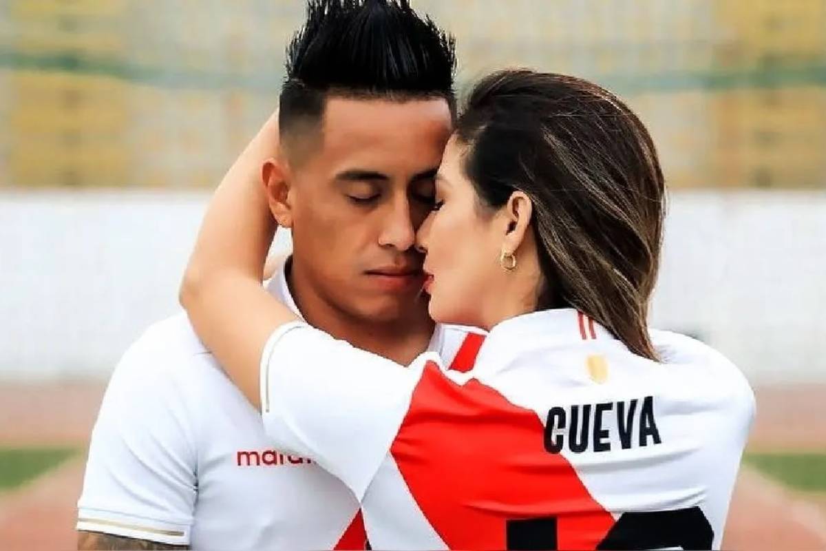 Christian Cueva y Pamela López