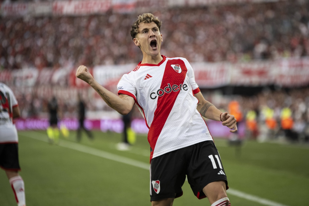 Facundo Colidio con la camiseta de River Plate