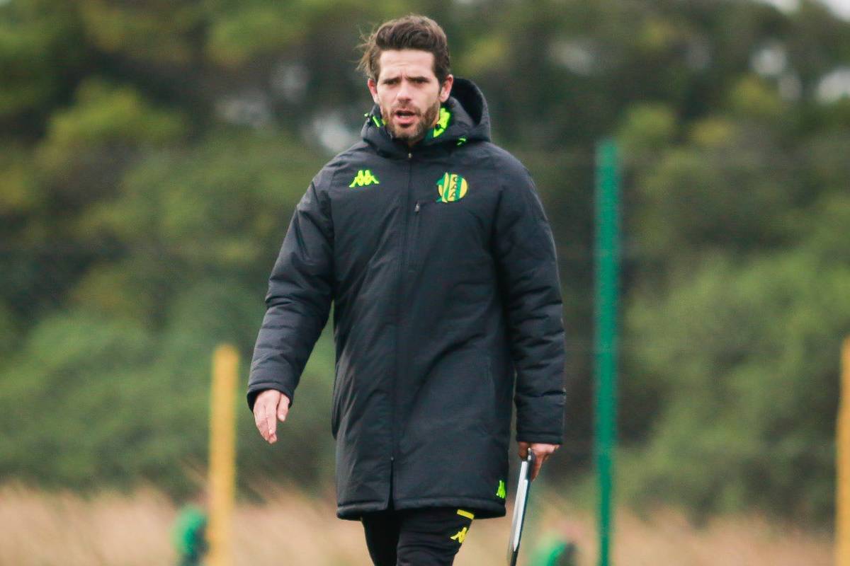 Fernando Gago como DT de Aldosivi