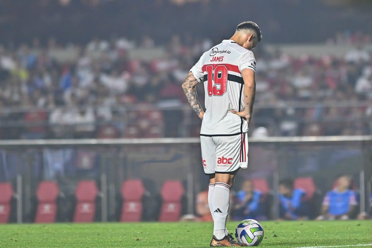 São Paulo x Fortaleza SÃO PAULO, SP – 20.09.2023: SÃO PAULO X FORTALEZA – James Rodriguez of São Paulo FC during the mat