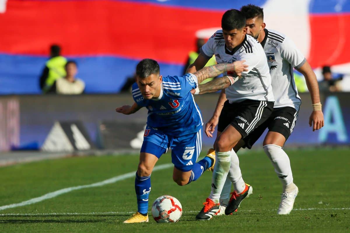 Charles Aránguiz en U de Chile vs Colo Colo