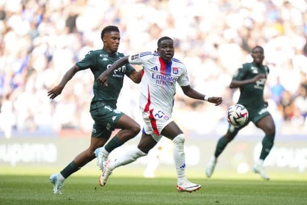 Ernest Nuamah OL Olympique Lyonnais