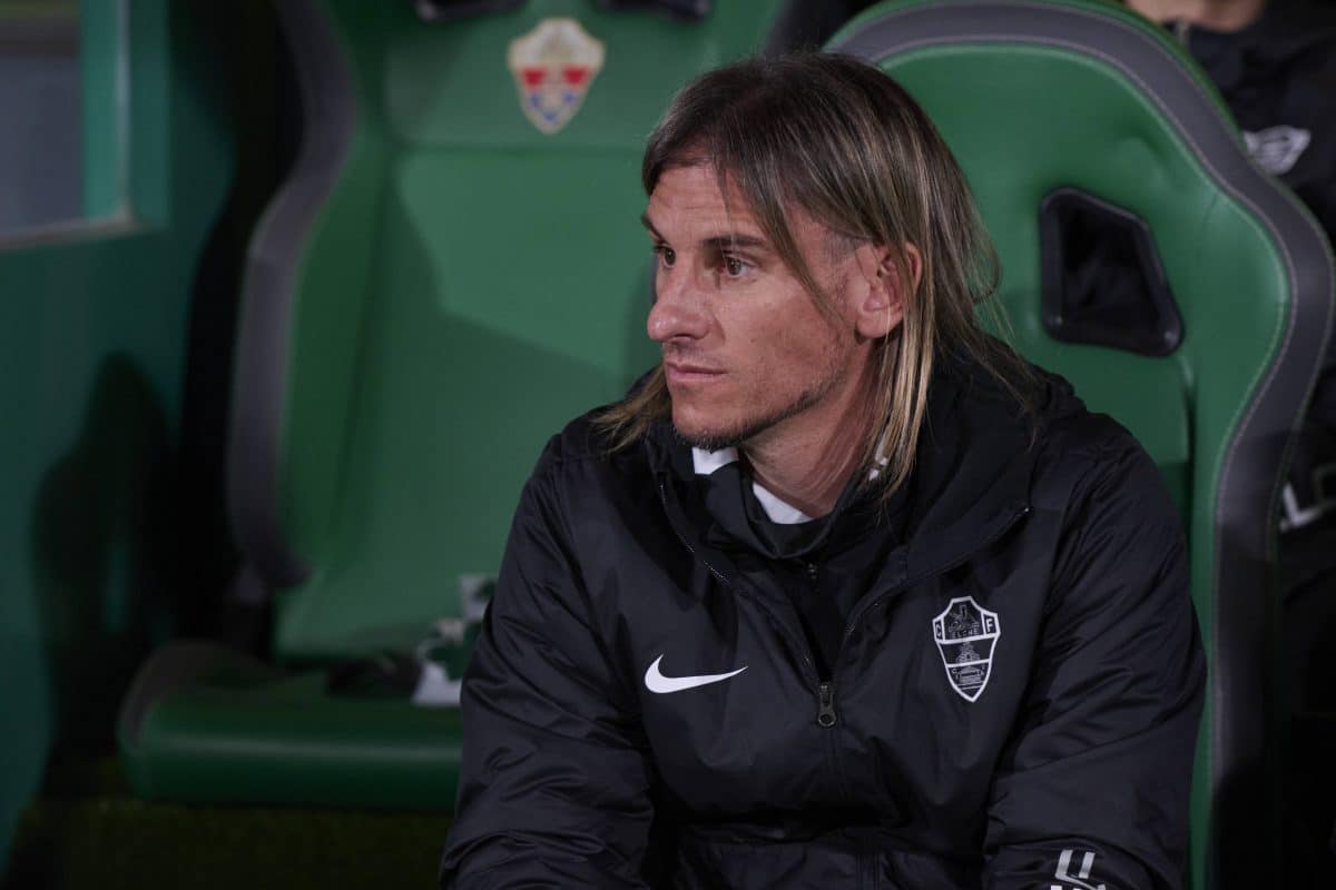 LaLiga Hypermotion, Elche CF and SD Eibar ELCHE, SPAIN – FEBRUARY 18: Sebastian Beccacece, head coach of Elche CF looks