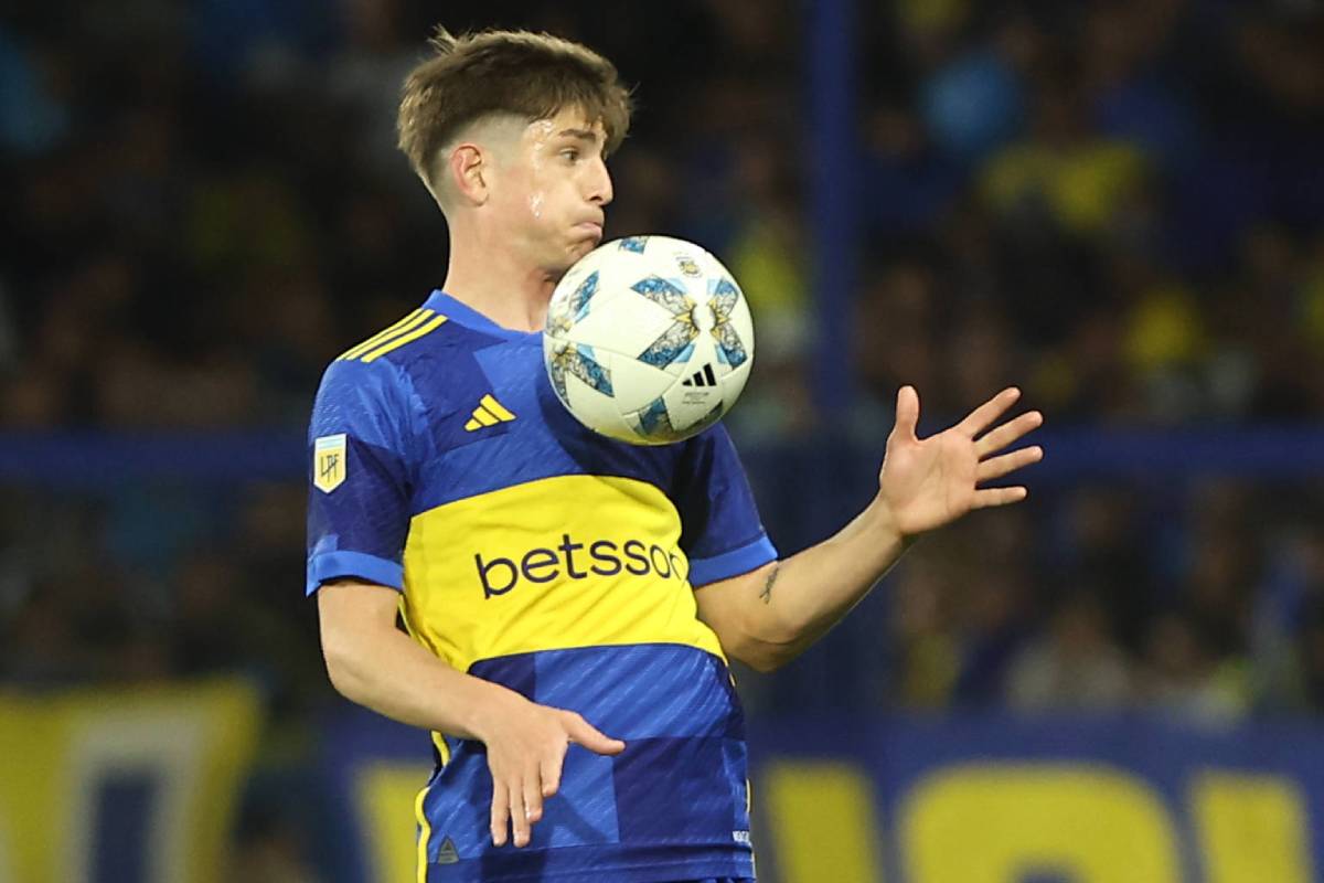 Tomás Belmonte con la camiseta de Boca