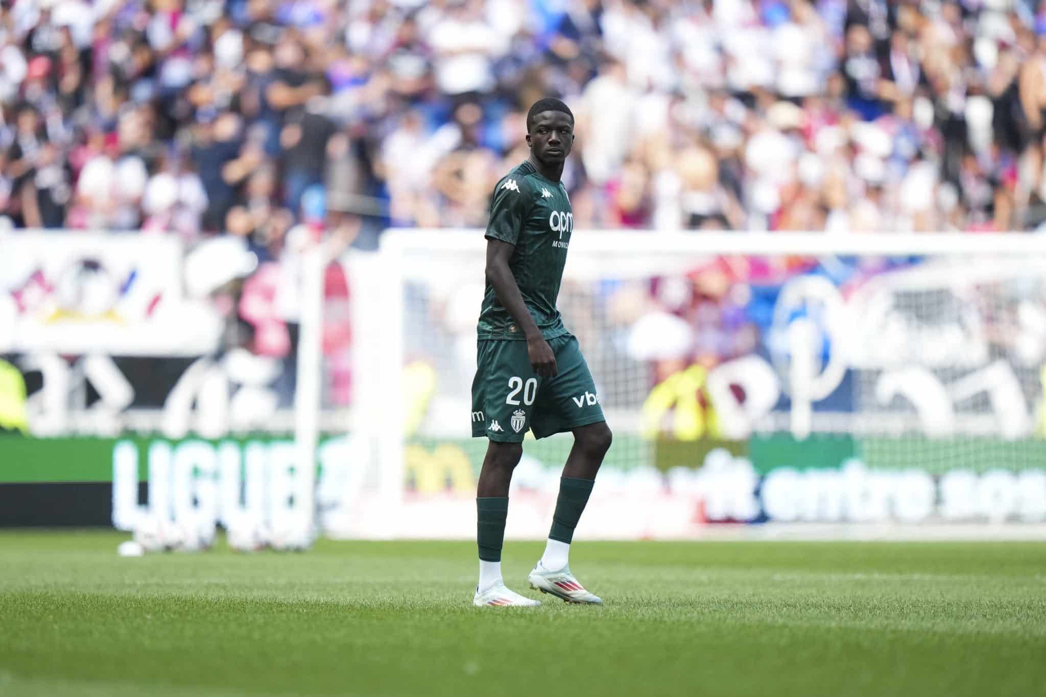 En novembre 2023, l’AS Monaco a recruté Kassoum Ouattara à Amiens pour 2 M€, en qualité de joker. De quel titulaire le Français d’aujourd’hui 19 ans est-il venu compenser la blessure ?