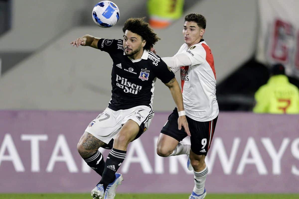 Maximiliano Falcón ante River