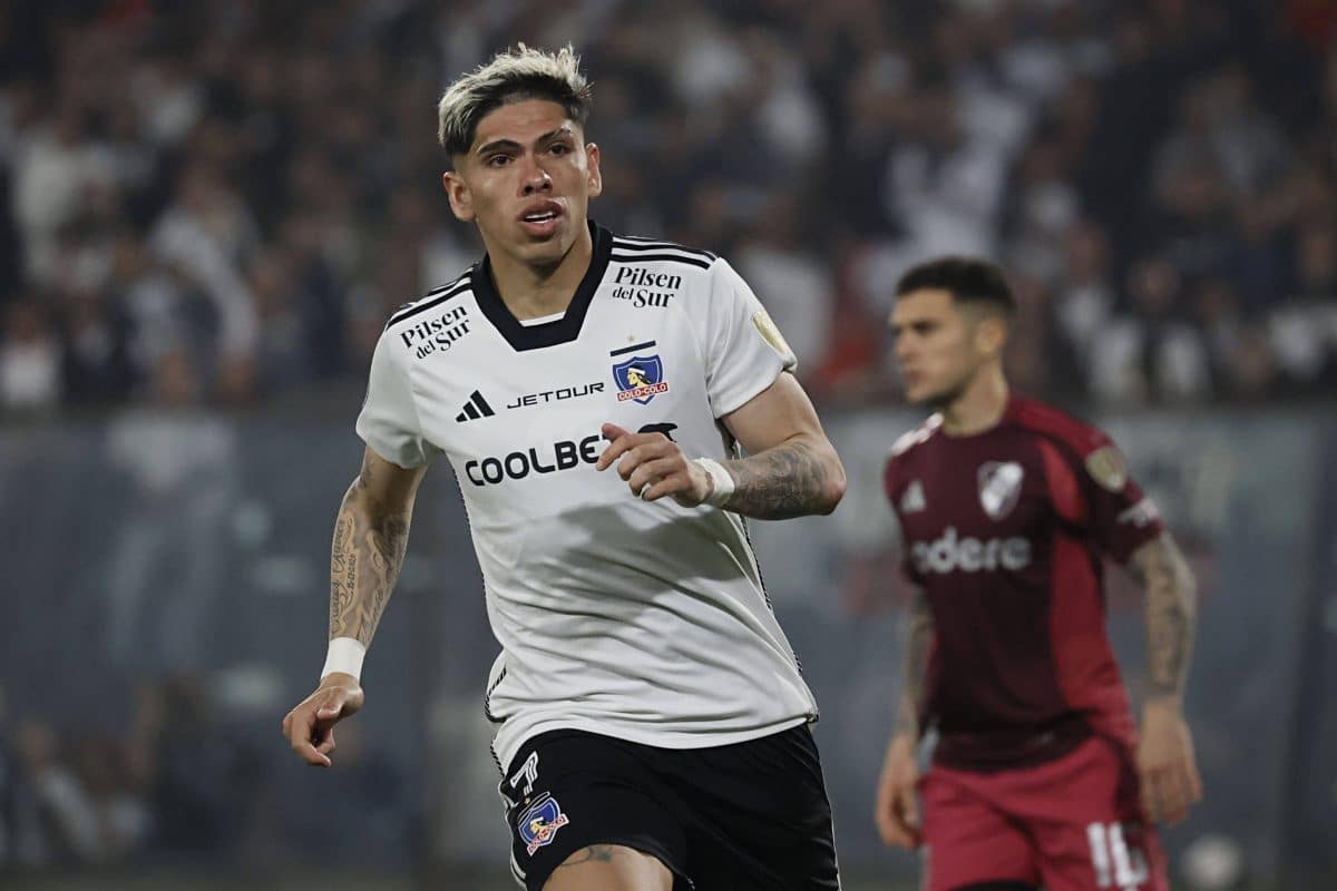 Carlos Palacios es goleador en Colo Colo