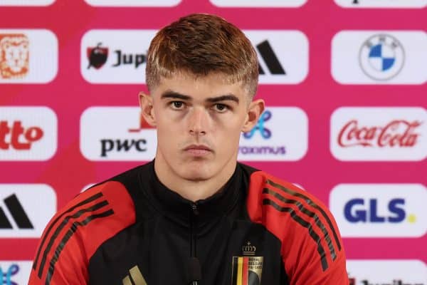 Manchester City et Arsenal à la lutte pour Charles De Ketelaere