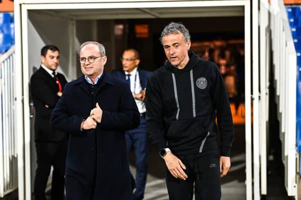 Le PSG finalise un départ à 10 M¬, avance sur un prêt et ferme une porte