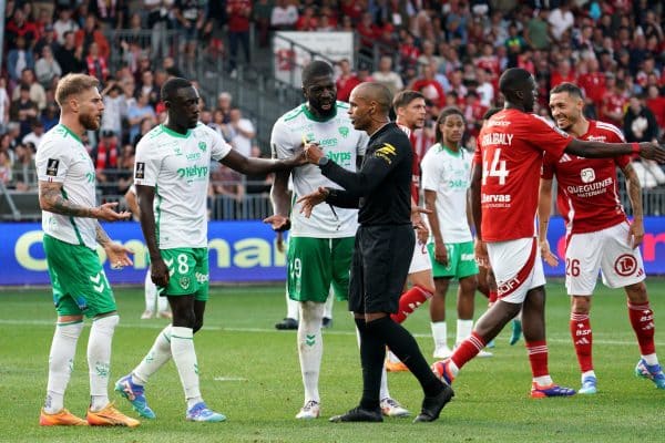ASSE : On va être en difficulté pendant un bon moment, la crainte d'un titulaire