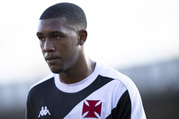OL : Fabrizio Romano annonce une offre de 14 M¬ pour Rayan
