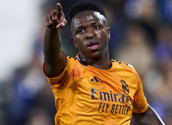 Real Madrid : problème ou solution, la presse tranche sur le repositionnement du duo Vinicius-Mbappé