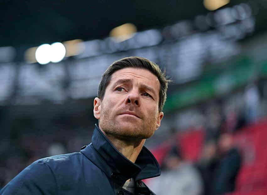 Mercato - Real Madrid : Xabi Alonso en concurrence avec un entraîneur sans titre majeur et inexpérimenté en LdC pour l’après-Ancelotti