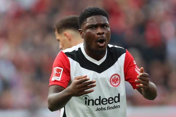 Eric Junior Dina-Ebimbe vers un retour en Ligue 1 !