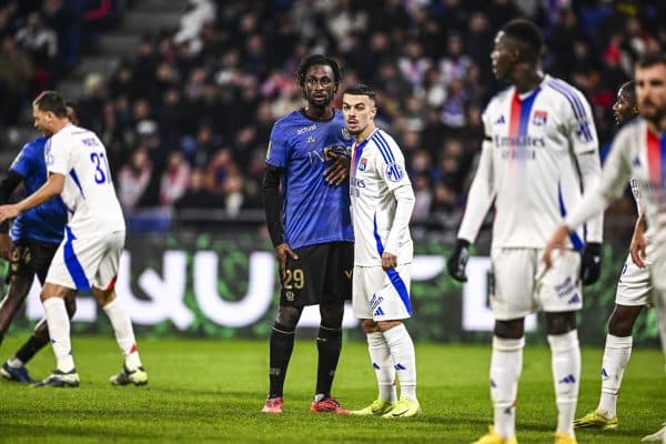 OM : 5 pistes pour compenser un potentiel départ d'Elye Wahi