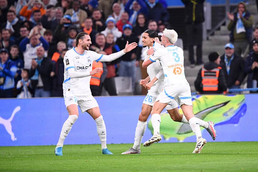 Mercato - 69% de duels remportés et 4 ans proposés… Après Rongier, l’OM veut prolonger un autre concurrent de Bennacer