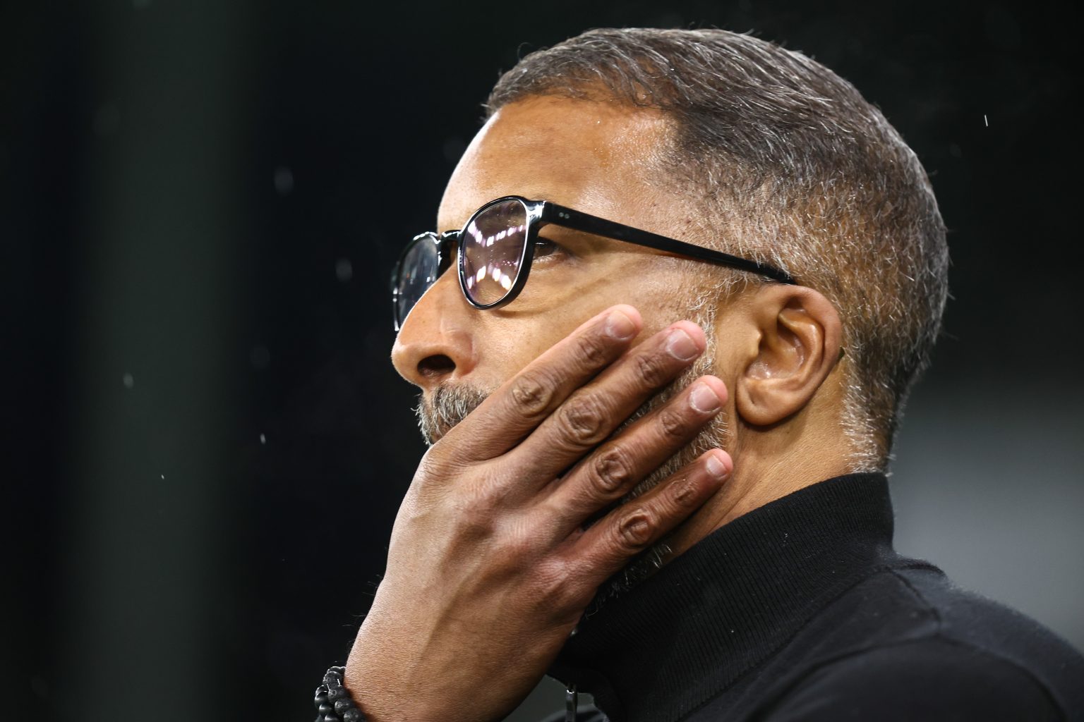 Rennes : “ce n’est pas une question de niveau”, Habib Beye explique pourquoi il met sa recrue phare sur le banc