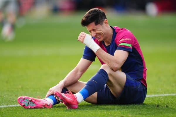 Le Barça prolonge Robert Lewandowski& en lui refusant une demande