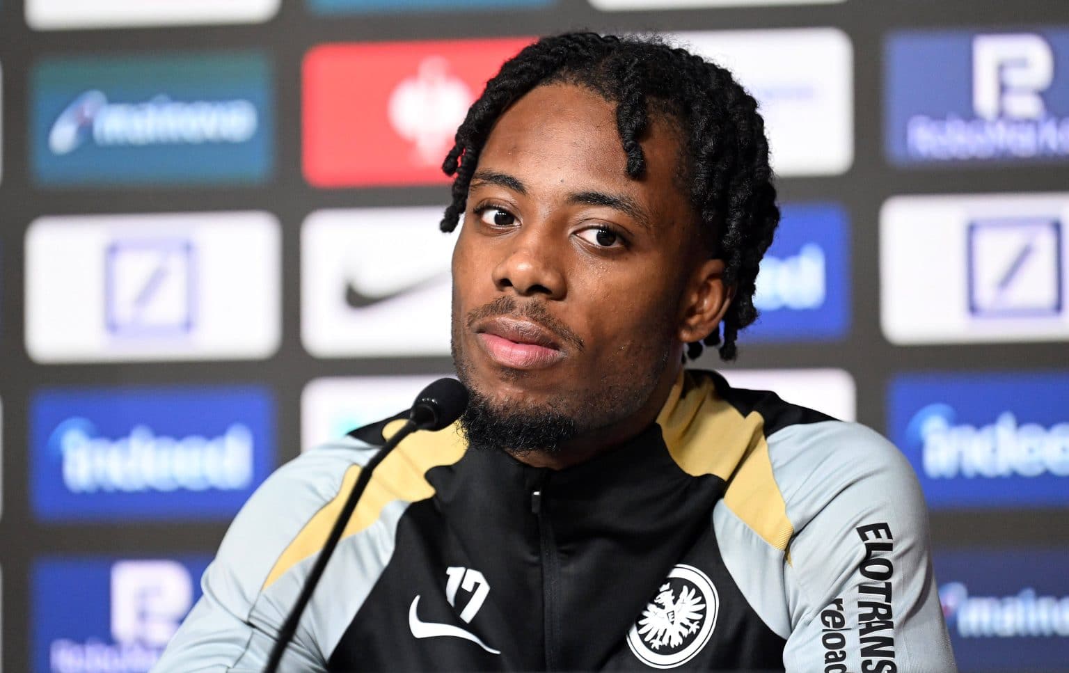Le plan de l’Eintracht Francfort pour remettre en selle Elye Wahi