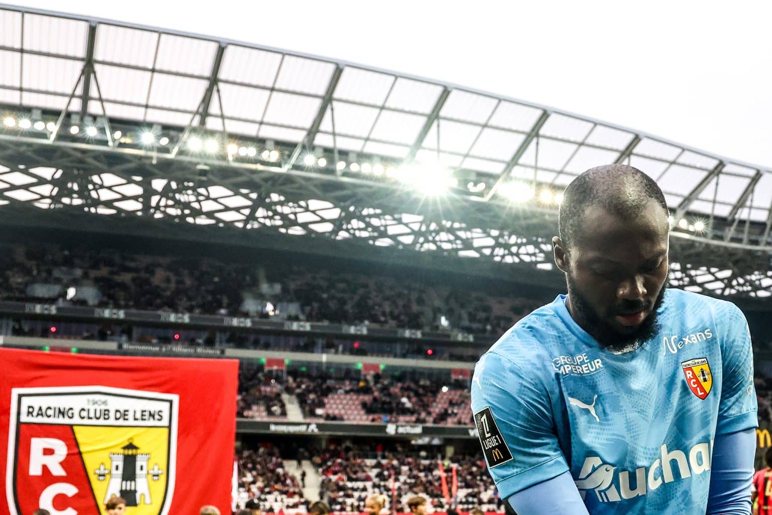 Lens : les galères s’enchaînent après le départ de Samba, un gardien de 17 ans titulaire contre l’OM ?