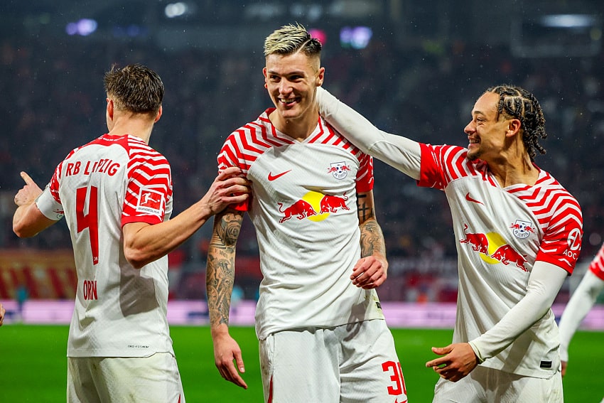 Mercato Real Madrid : le RB Leipzig prépare un coup étonnant avec 2 Merengue pour remplacer Simons et Sesko