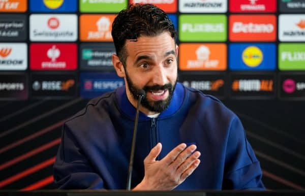 Mercato Manchester United : un Fennec de Ligue des champions soumet sa candidature