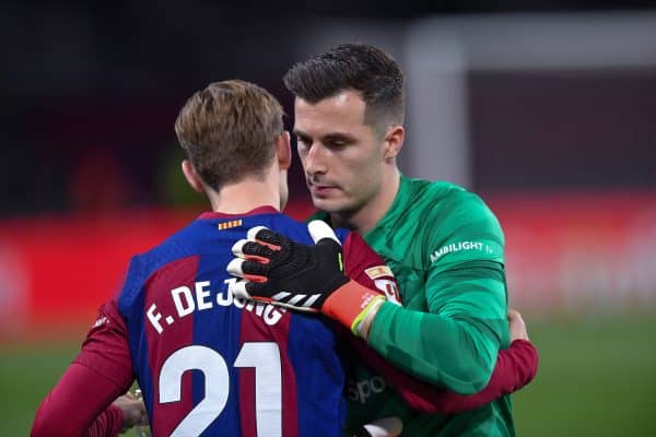 Mercato Barça : 2 pistes s'offrent à un joueur frustré par Hansi Flick