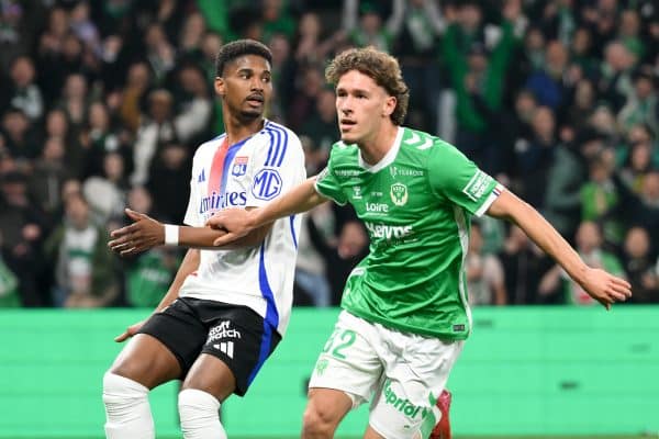 Mercato ASSE : un club de L1 vise un prêt de Lucas Stassin