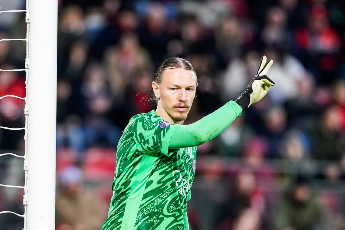 Matvey Safonov PSG