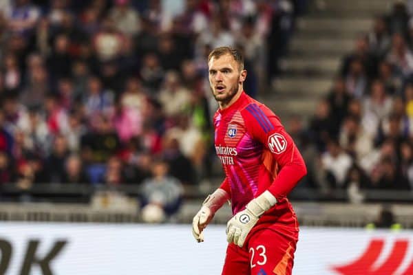 Mercato OL : un premier courtisan pour Lucas Perri