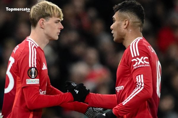 Mercato Manchester United : les Red Devils bouclent un départ au milieu de terrain