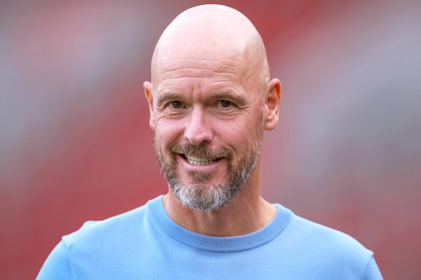 372 jours après son renvoi de Manchester United, Erik Ten Hag bientôt de retour en Premier League ?