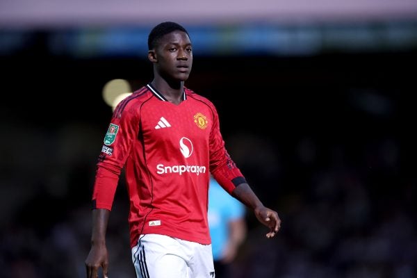 Mercato Manchester United : après Kobbie Mainoo, un deuxième milieu ouvert à un départ