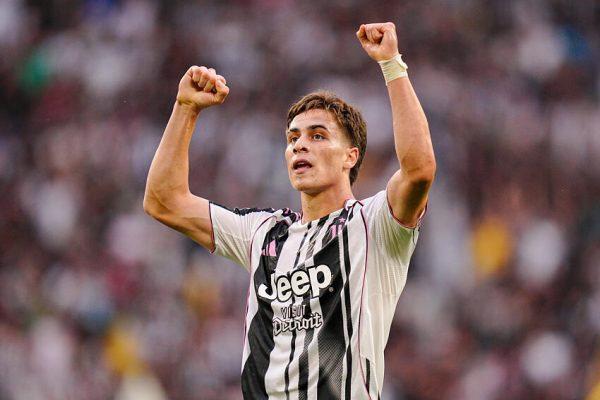 Juventus : un entraîneur compare Kenan Yildiz à une légende du football italien