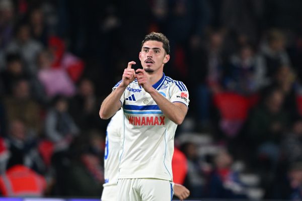 “Je n'ai jamais vu un 9 faire un tel match”, Panichelli déjà trop fort pour Strasbourg ?