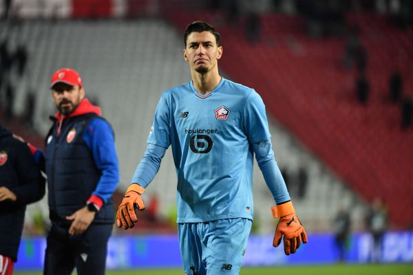 Mercato LOSC : Berke Özer pas près de faire oublier Chevalier...