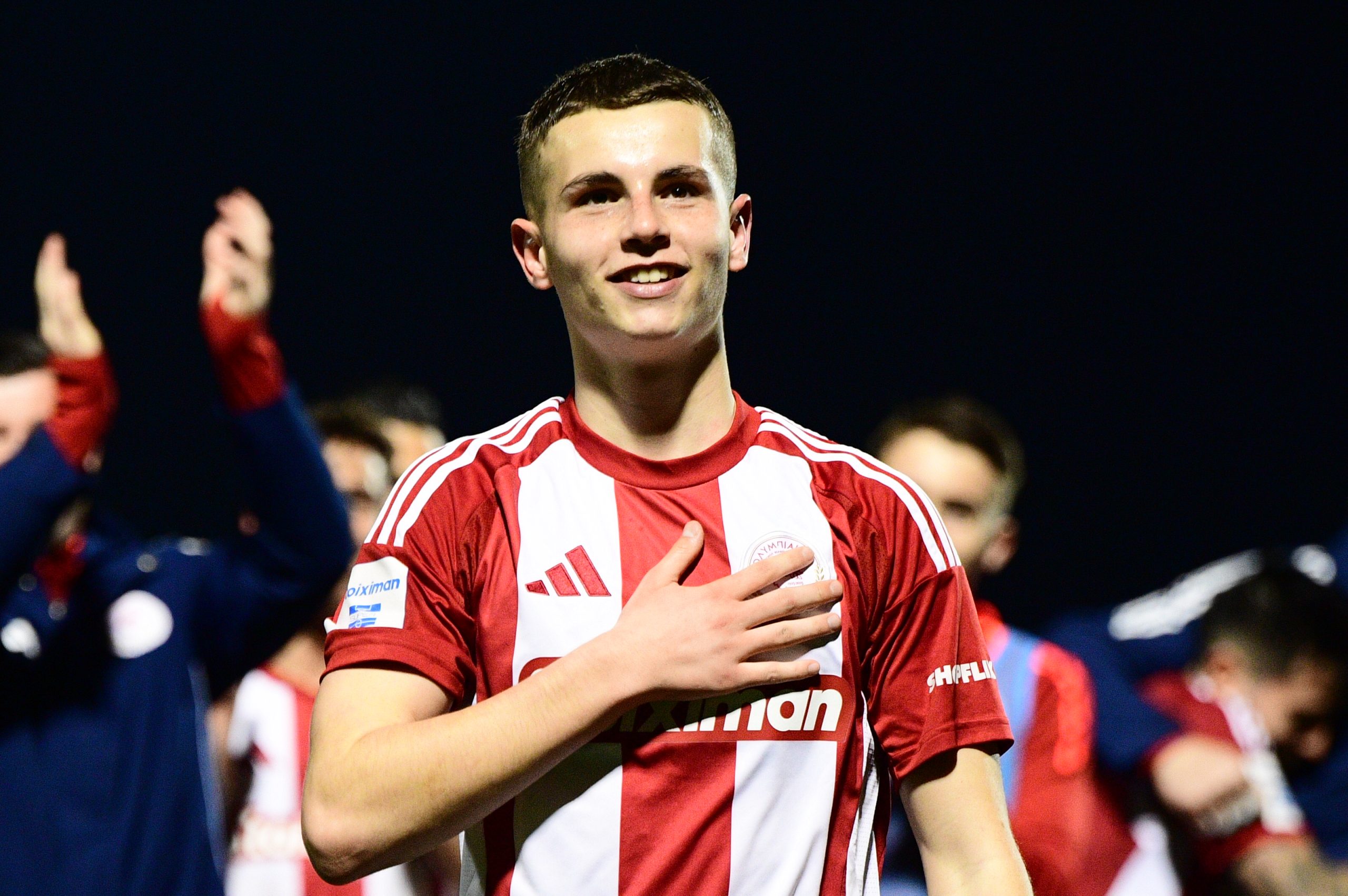 Mercato Manchester United, Arsenal : choc au sommet pour le talent grec Christos Mouzakitis