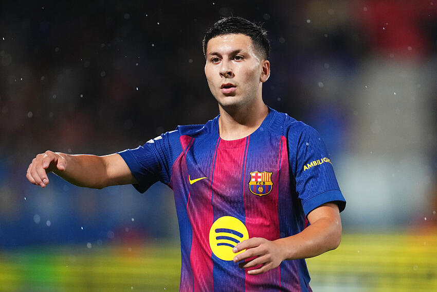 Mercato Barça : Roony Bardghji restera-t-il malgré l'intérêt de Porto et Stuttgart ?