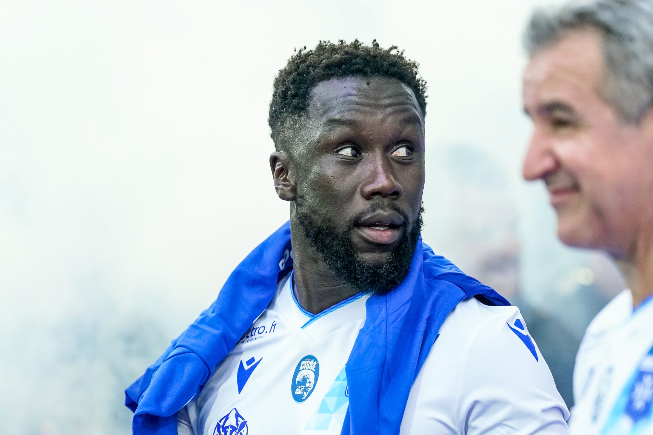 Mercato Manchester United : “ce serait logique qu'il signe”, Bacary Sagna souffle le nom d'un buteur français