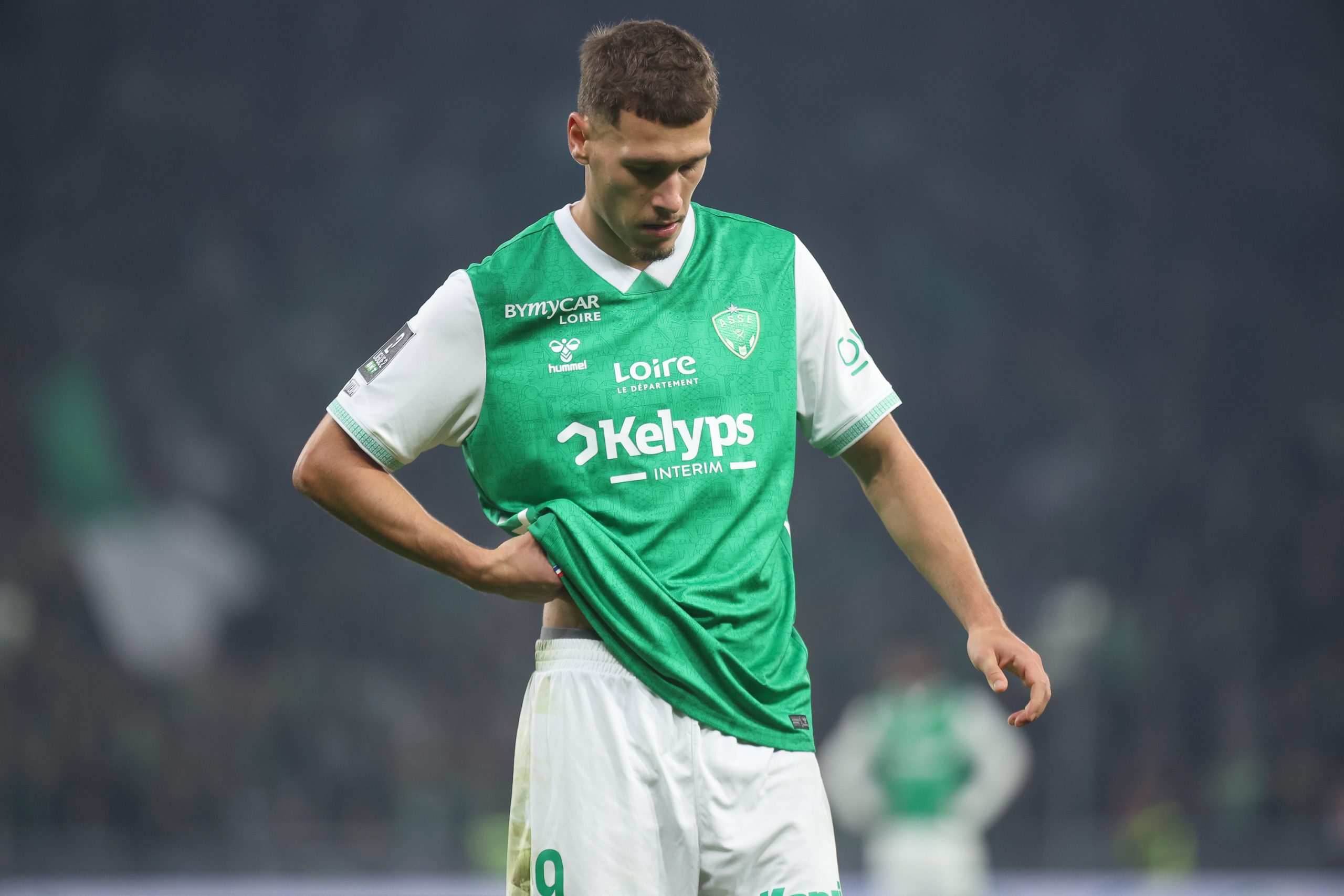 Mercato ASSE : “ça ne va pas le faire”, un nouveau prétendant de Stassin se retire pour de bon