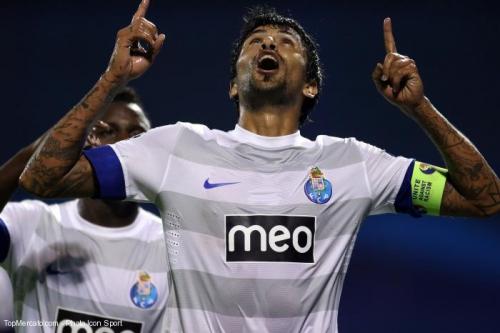 FC Séville : affaire conclue pour Lucho Gonzalez ?